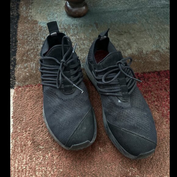 Lane Eight black trainers - Picture 1 of 2
